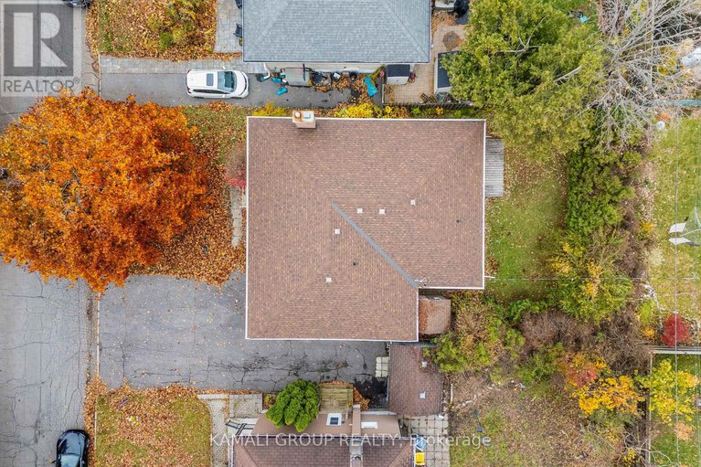 29087662/683-courtenay-avenue/laurentianview/ottawa/ontario/K2A3B8_26