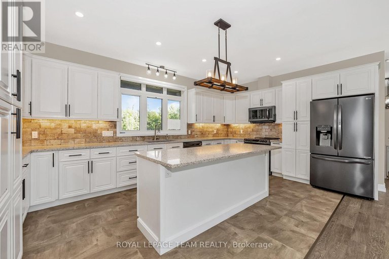 29134371/2500-kearns-way/osgoode-twp-north-of-reg-rd-6/ottawa/ontario/K4P1R9_16