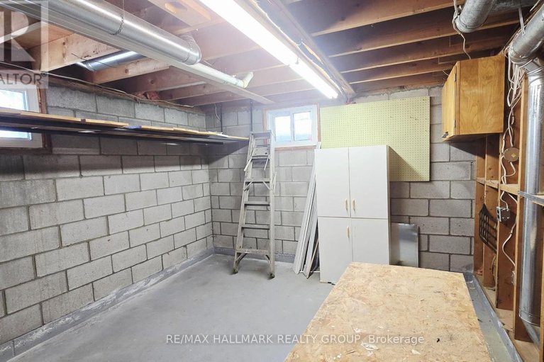 29321323/212-jack-street/kemptville/north-grenville/ontario/K0G1J0_32