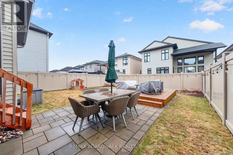 29620530/38-thunderbolt-street/emerald-meadowstrailwest/ottawa/ontario/K2V0L9_37