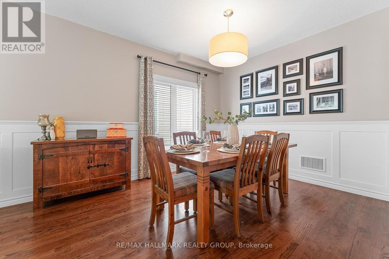 28460424/182-felicity-crescent/mer-bleuebradley-estatesanderson-park/ottawa/ontario/K1W0C2_8