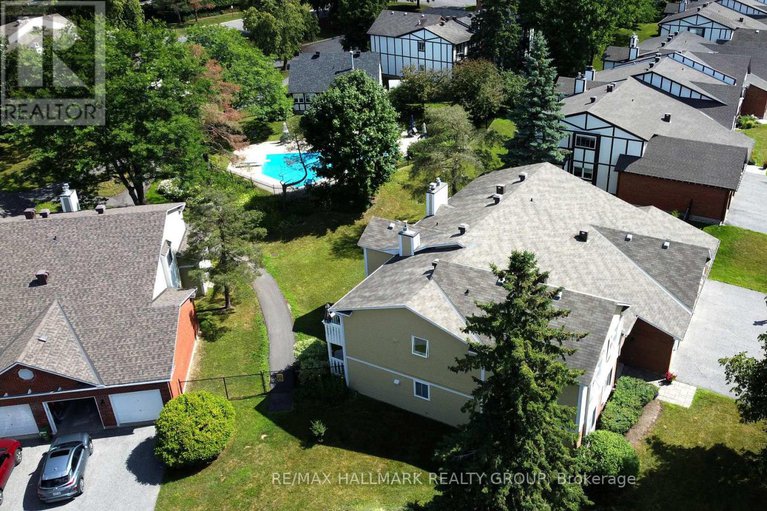 28920438/72-218-d-equestrian-drive/bridlewood/ottawa/ontario/K2M1E2_34