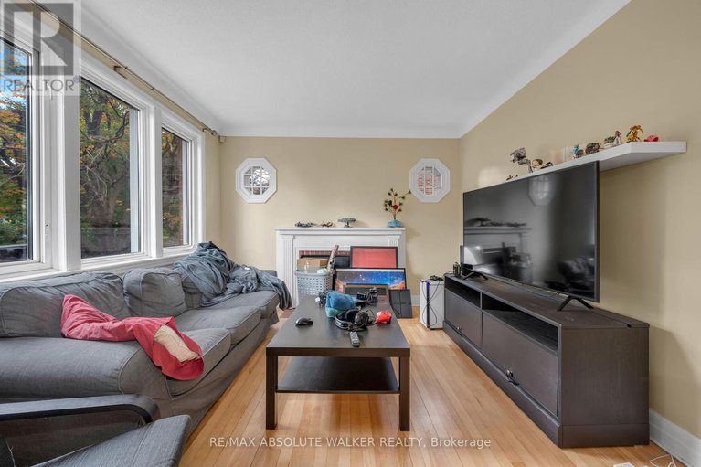 28894597/899-maplewood-avenue/queensway-terrace-north/ottawa/ontario/K2B5V6_3