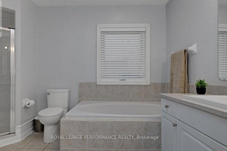 29613809/40-rivergreen-crescent/bridlewood/ottawa/ontario/K2M2W9_17