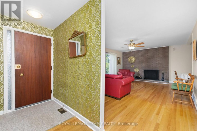 29135223/30-ellery-crescent/lynwood-village/ottawa/ontario/K2H6M6_8