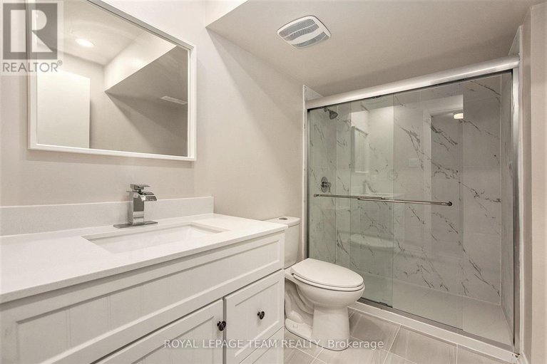 29462511/389-appalachian-circle/half-moon-bay/ottawa/ontario/K2J6X3_27