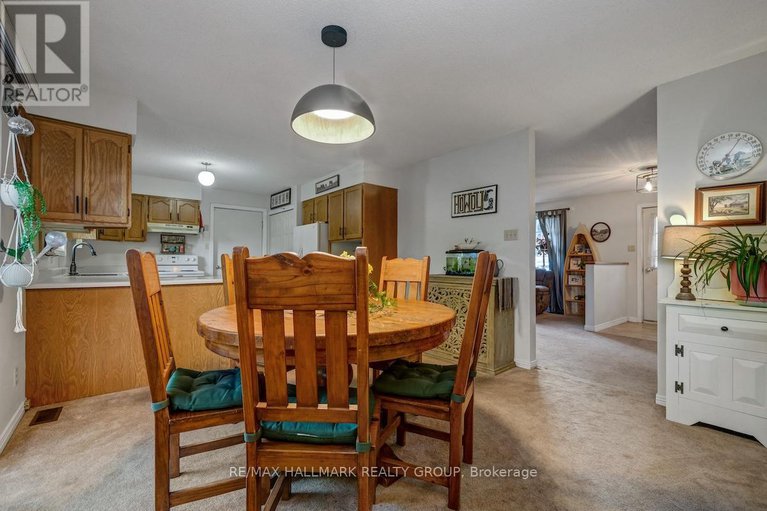 28915489/20-hilltop-crescent-s/kemptville/north-grenville/ontario/K0G1J0_7