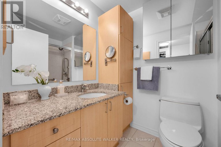 29145601/1002-70-landry-street/vanier/ottawa/ontario/K1L0A8_23