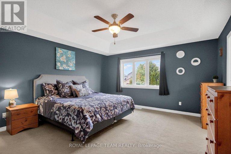 29614412/75-renoir-drive/embrun/russell/ontario/K0A1W0_23