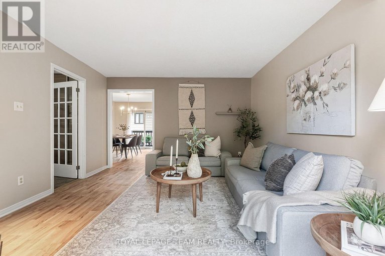 28596547/1473-bryson-lane/sawmill-creektimbermill/ottawa/ontario/K1T2T7_9