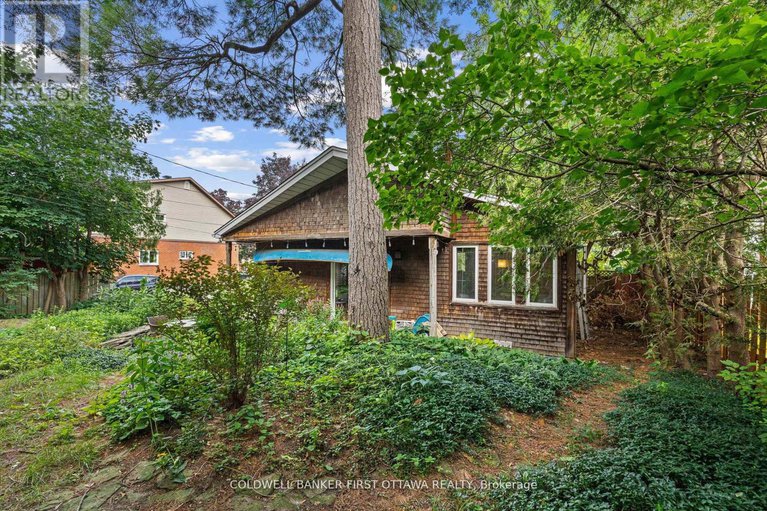 28515361/2704-don-street/britannia/ottawa/ontario/K2B6Y5_34