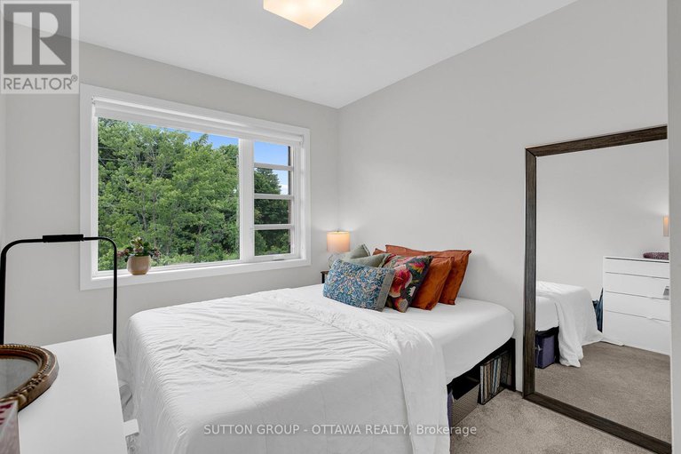 28497838/737-acai-way/riverside-southgloucester-glen/ottawa/ontario/K1X0K1_22