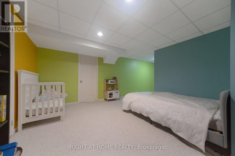 29255006/32-marble-arch-crescent/centrepointe/ottawa/ontario/K2G5S3_40