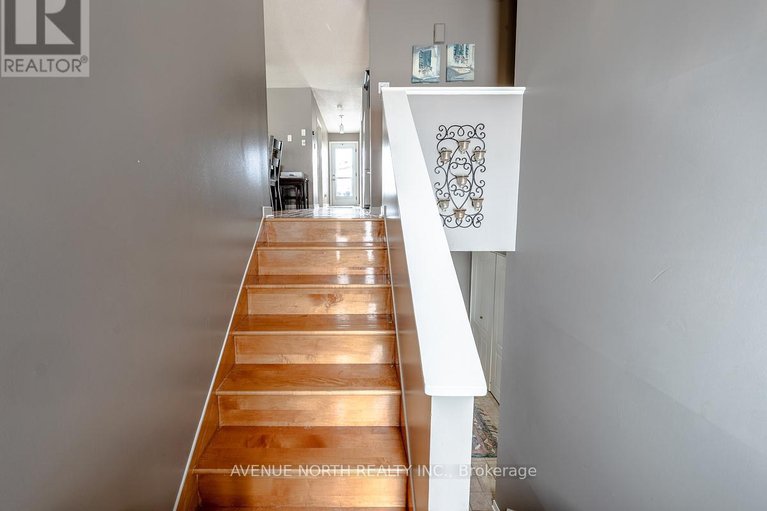 29413280/894-lise-crescent/town-of-rockland/clarence-rockland/ontario/K4K1G8_2