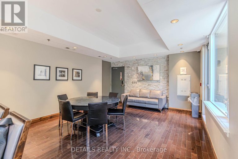 29074049/717-238-besserer-street/sandy-hill/ottawa/ontario/K1N6B1_32