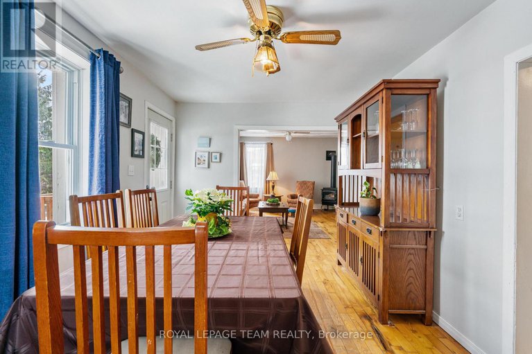 29158073/11509-queen-street/north-dundas-mountain-twp/north-dundas/ontario/K0E1J0_9