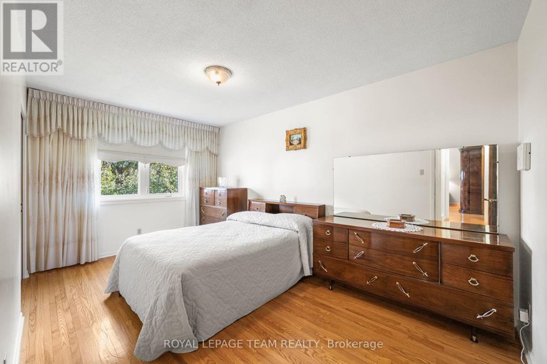 28997757/1665-fisher-avenue/carleton-heights/ottawa/ontario/K2C1X9_14