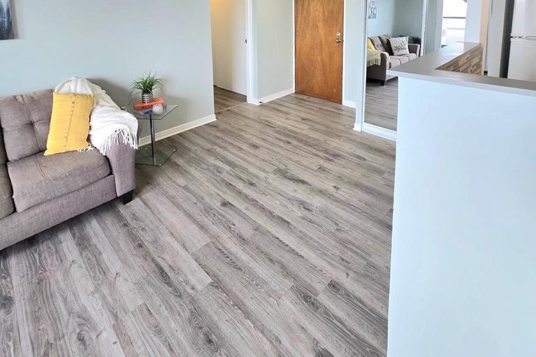 29631803/1113-20-chesterton-drive/borden-farmstewart-farmcarleton-heightsparkwood-hills/ottawa/ontario/K2E6Z7_6