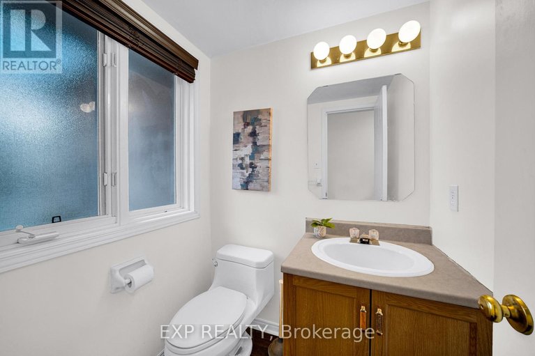 29689048/66-kimbolton-crescent/morgans-grantsouth-march/ottawa/ontario/K2K2S4_18
