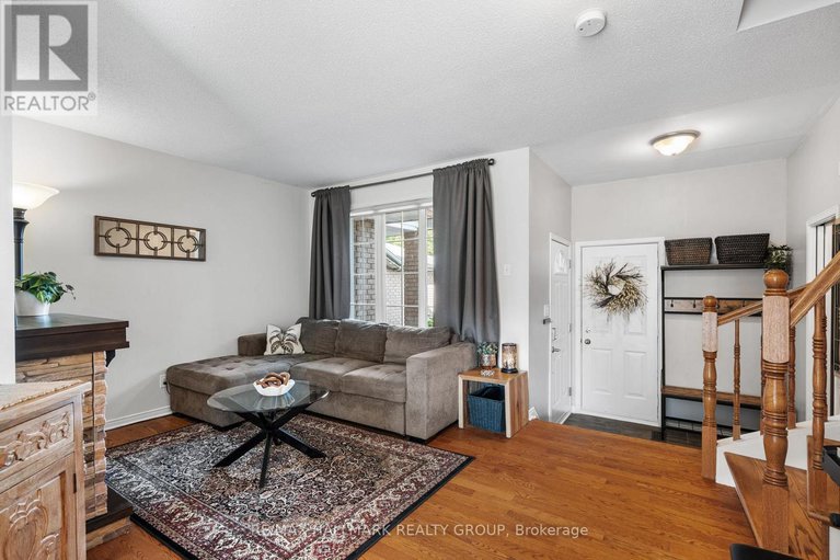 28799334/62-college-circle/castle-heights/ottawa/ontario/K1K4R8_6