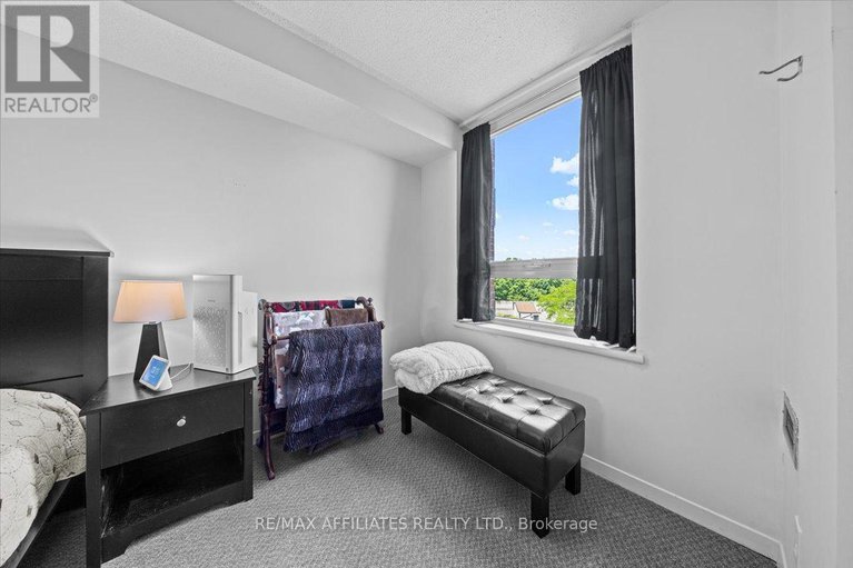 28525665/613-80-sandcastle-drive/leslie-park/ottawa/ontario/K2H9E7_25