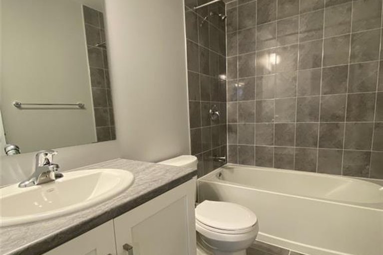 29603330/487-cope-drive/emerald-meadowstrailwest/ottawa/ontario/K2S1B6_8