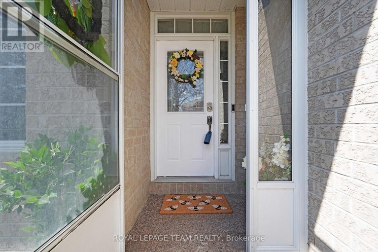 29650205/29-apple-creek-crescent/emerald-meadowstrailwest/ottawa/ontario/K2M2N3_6