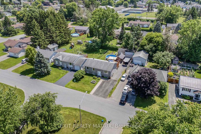 28591777/48-albert-street/embrun/russell/ontario/K0A1W0_33