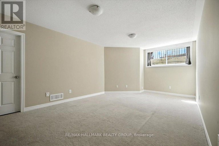 28627061/226-gerry-lalonde-drive/avalon-west/ottawa/ontario/K4A0W6_30