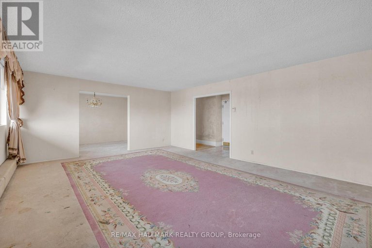 29381593/2005-1285-cahill-drive/south-keys/ottawa/ontario/K1V9A7_8