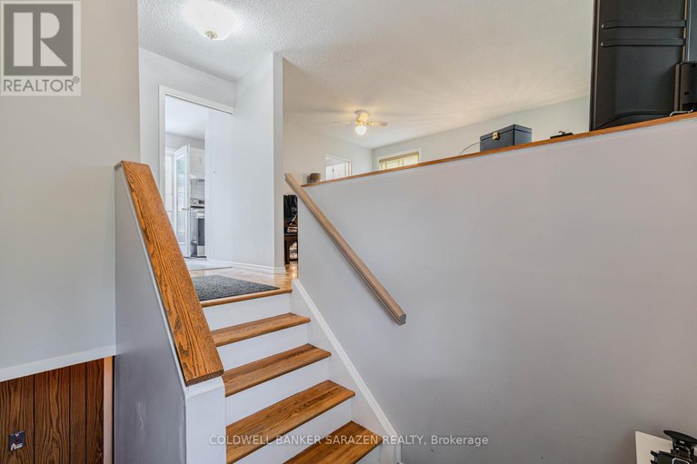 29006126/6535-rideau-valley-drive-n/manotick-south-to-roger-stevens/ottawa/ontario/K4M1B3_4