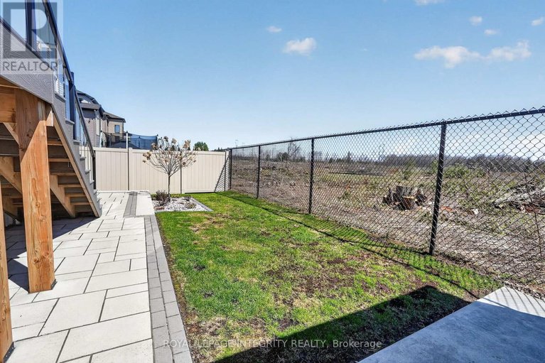 29648625/724-parade-drive/stittsville-south/ottawa/ontario/K2S0Z4_45