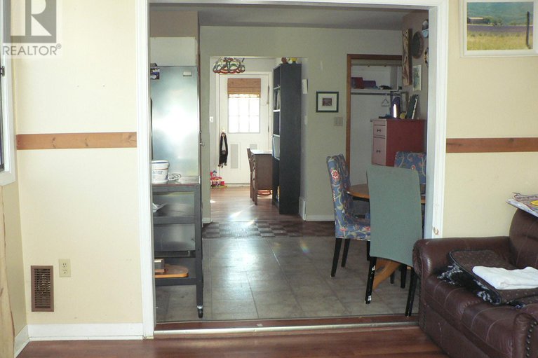 28820223/79-st-lawrence-street/ingleside/south-stormont/ontario/K0C1M0_4