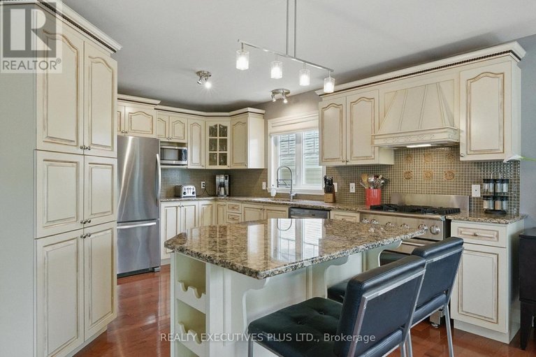 29510605/2709-sylvain-street/town-of-rockland/clarence-rockland/ontario/K4K1S6_8