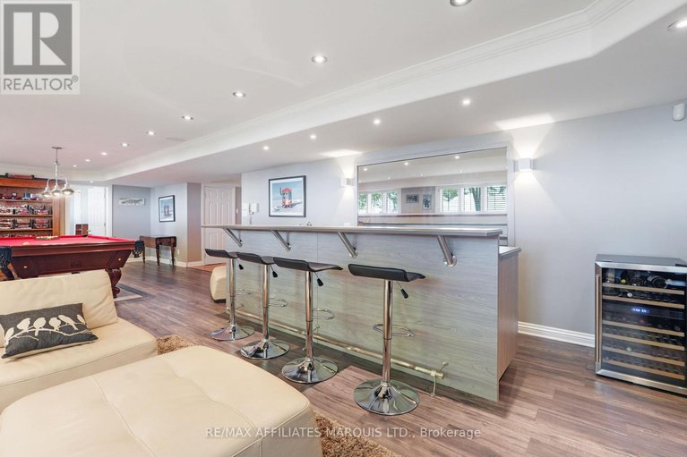 29435969/20562-old-montreal-road/lancaster/south-glengarry/ontario/K0C2C0_41