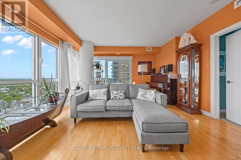 28318960/1604-70-landry-street/vanier/ottawa/ontario/K1L0A8_16