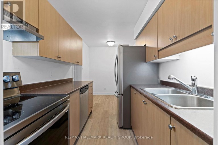 29206079/463-canotia-place/fallingbrookpineridge/ottawa/ontario/K4A2K2_13