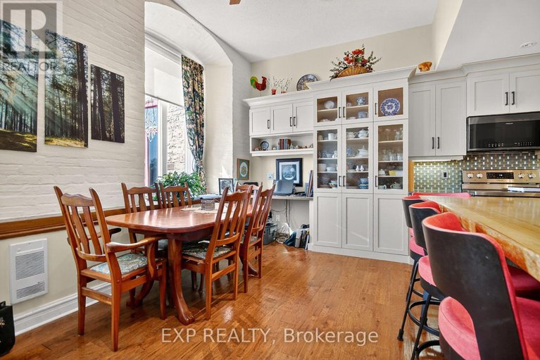 28930932/408-1-rosamond-street-e/almonte/mississippi-mills/ontario/K0A1A0_16