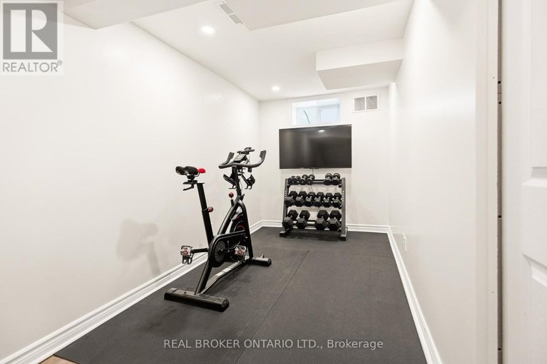 29601984/496-hartleigh-avenue/woodroffe/ottawa/ontario/K2B5J6_30