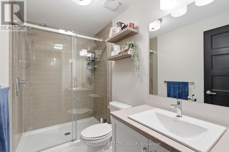 29499716/1212-avignon-street/embrun/russell/ontario/K0A1W0_34