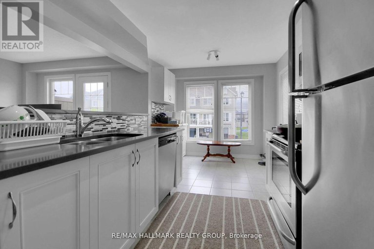 29364630/41-maroma-street/avalon-west/ottawa/ontario/K4A1A3_19