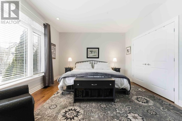 29386110/6-waterford-way/pineglencountry-place/ottawa/ontario/K2E7V4_16