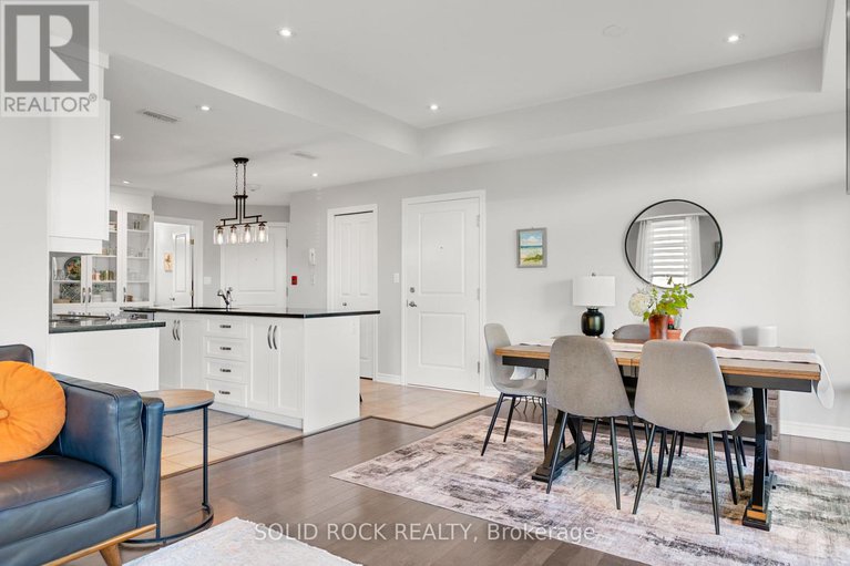 28860399/4-60-prestige-circle/chatelaine-village/ottawa/ontario/K4A0Y1_17