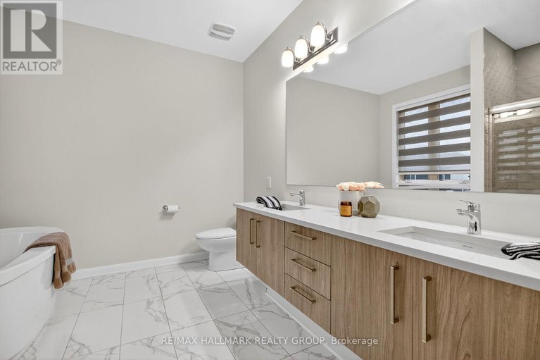 29163962/720-cappamore-drive/half-moon-bay/ottawa/ontario/K2J6W3_30