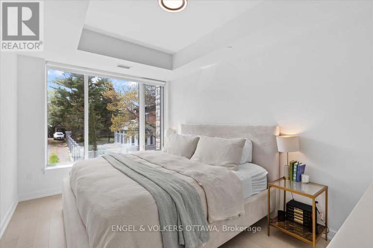 29633493/201-11-galt-street/old-ottawa-south/ottawa/ontario/K1S4R2_9