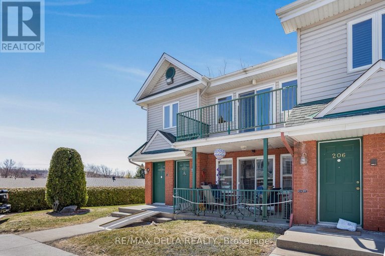 29507565/208-2927-laurier-street/town-of-rockland/clarence-rockland/ontario/K4K1T8_2