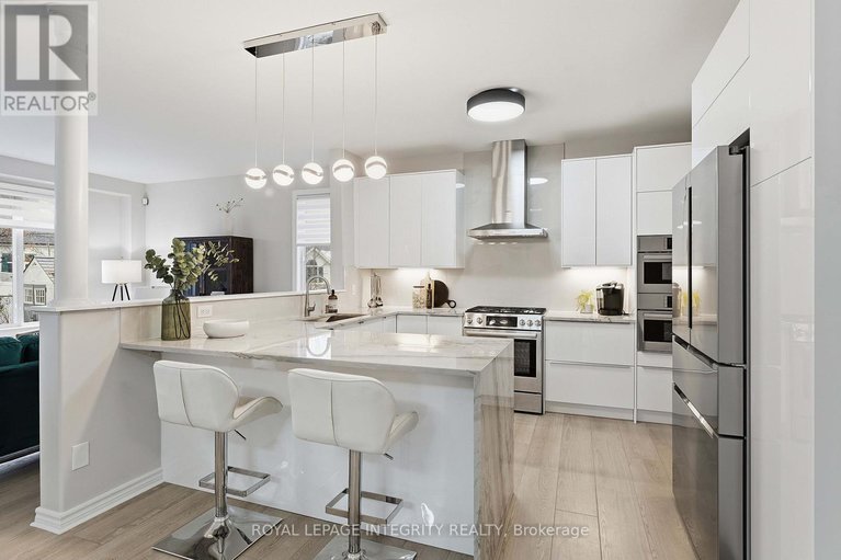 29280085/607-devonwood-circle/blossom-parkkemp-parkfindlay-creek/ottawa/ontario/K1T4E6_8