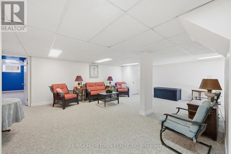 29430737/12-fairholme-drive/south-dundas-williamsburgh-twp/south-dundas/ontario/K0C1X0_35