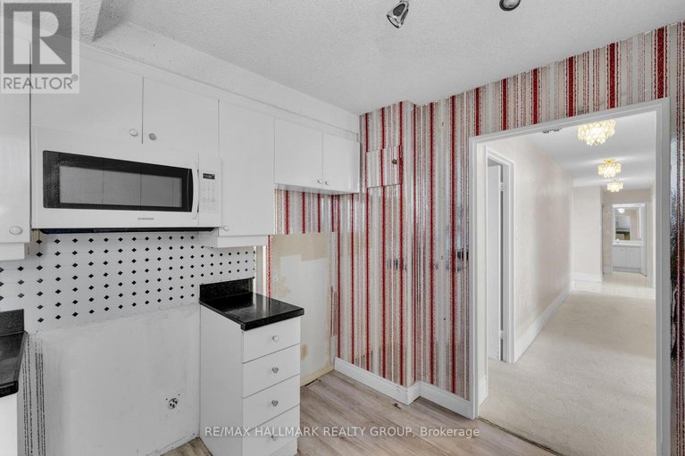 29381593/2005-1285-cahill-drive/south-keys/ottawa/ontario/K1V9A7_16