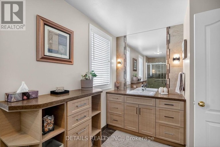 29659274/6105-lariviere-crescent/orleans-village/ottawa/ontario/K1W1C6_24